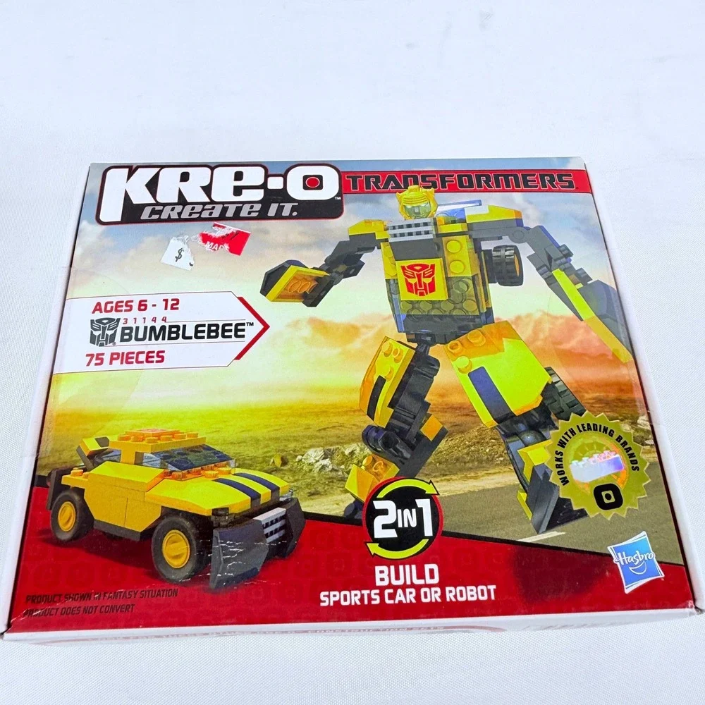 KRE-O Transformers Bumblebee 31144 2-in-1 Building Set 75 Pieces Heroic Autobot
